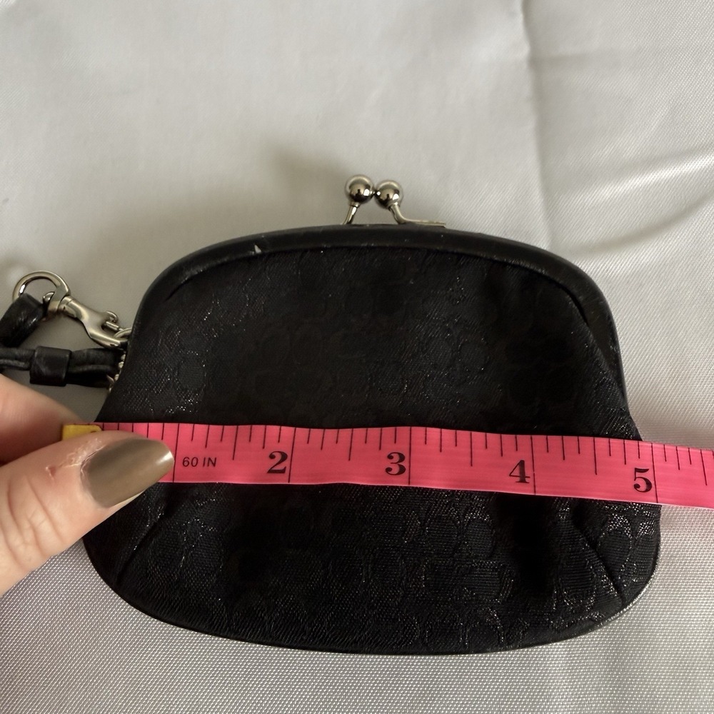 COACH VINTAGE BLACK AND SILVER KISS LOCK WRISTLET COIN PURSE/ MINI PURSE - Picture 14 of 15